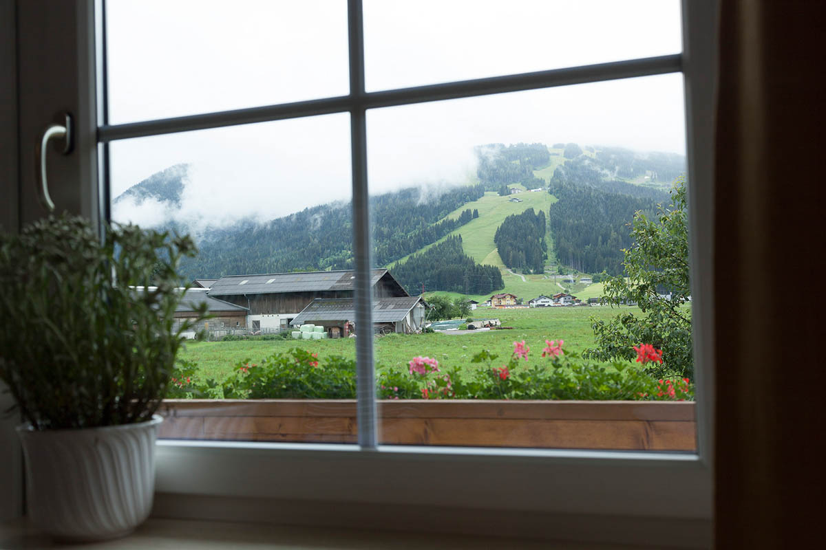 Schöne Aussicht in den Ferienwohnungen - Appartements Sonnfeld in Flachau, Österreich