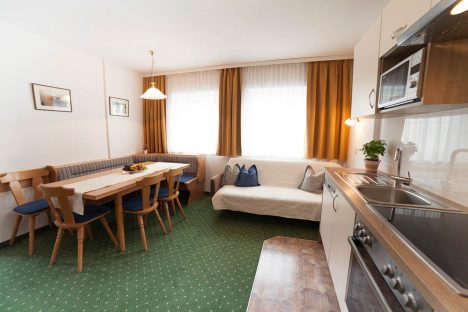 Wohnbereich - Appartements Sonnfeld in Flachau, Österreich